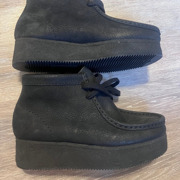 WALLACRAFT BEE BLACK Leather - Picture 1 of 3